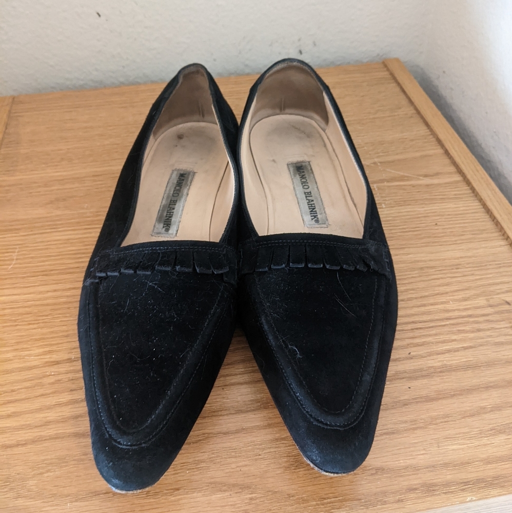 1990s suede pointed toe Manolo Blahnik flats